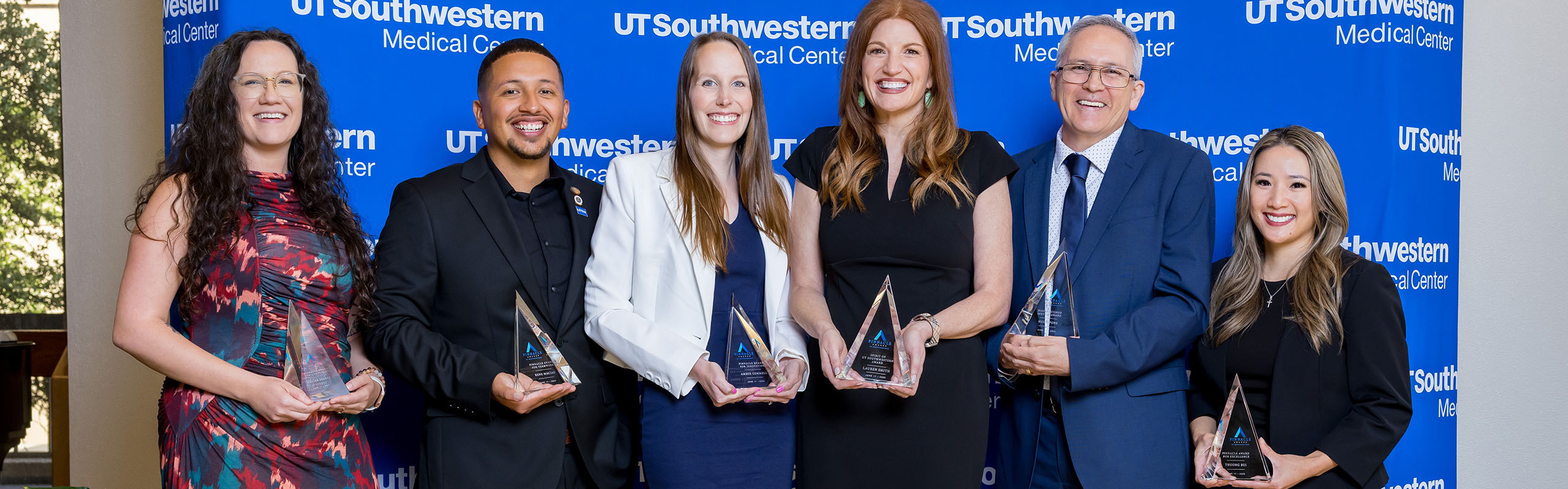 edu-banner-pinnacle-awards-2560x800.jpg