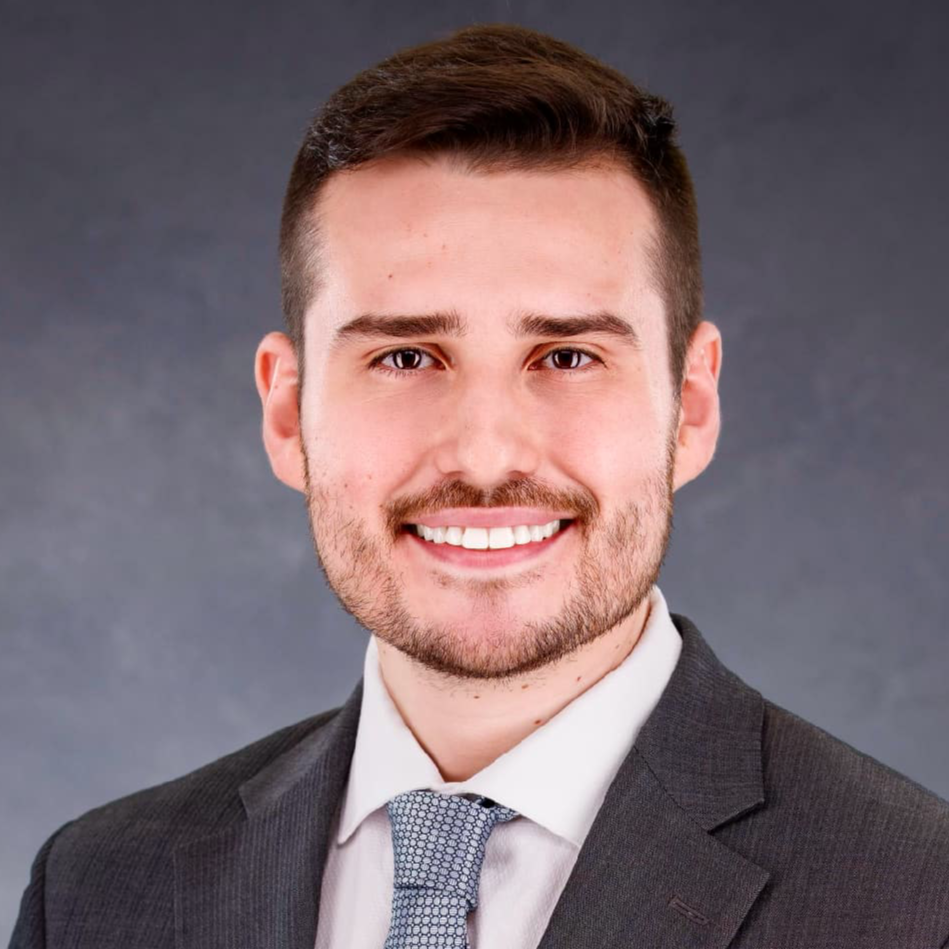 Headshot of Andrew Contreras, M.D.
