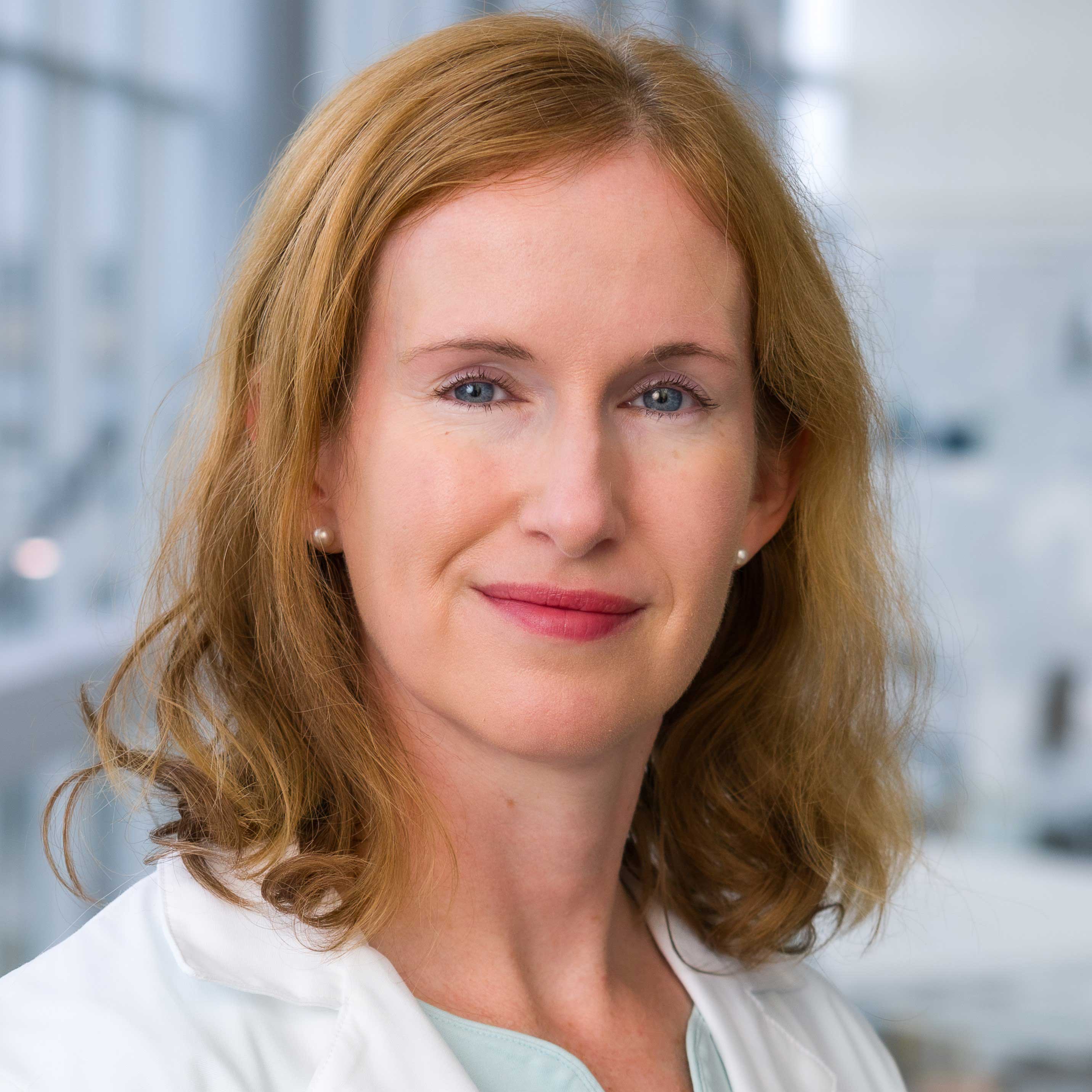 Headshot of Diana Robinson, M.D.