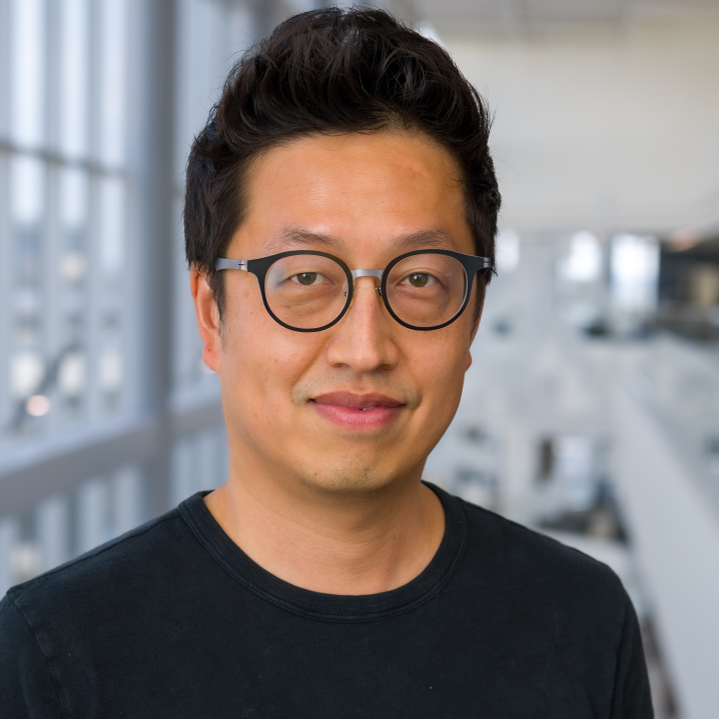 Headshot of Seungwon Choi