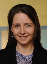 Dr. Una Makris