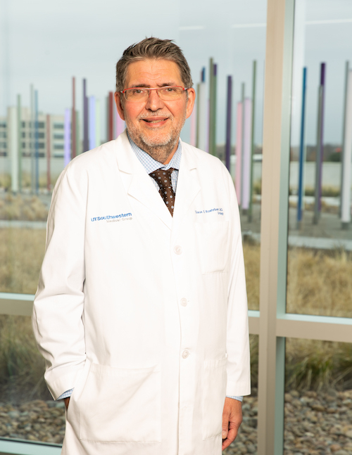 Dr. Claus Roehrborn Dr. Claus Roehrborn