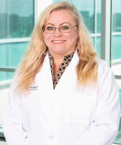 Dr. Vanessa Sperandio Vanessa Sperandio smiling