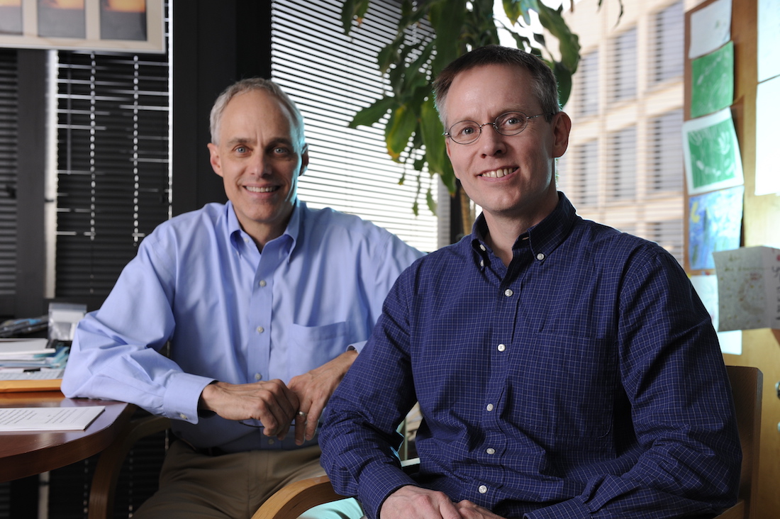 David Mangelsdorf, Ph.D., Chair of Pharmacology, (left) and co-author Steven A. Kliewer, Ph.D. Photo of David Mangelsdorf, Ph.D., Chair of Pharmacology, (left) and co-author Steven A. Kliewer, Ph.D.